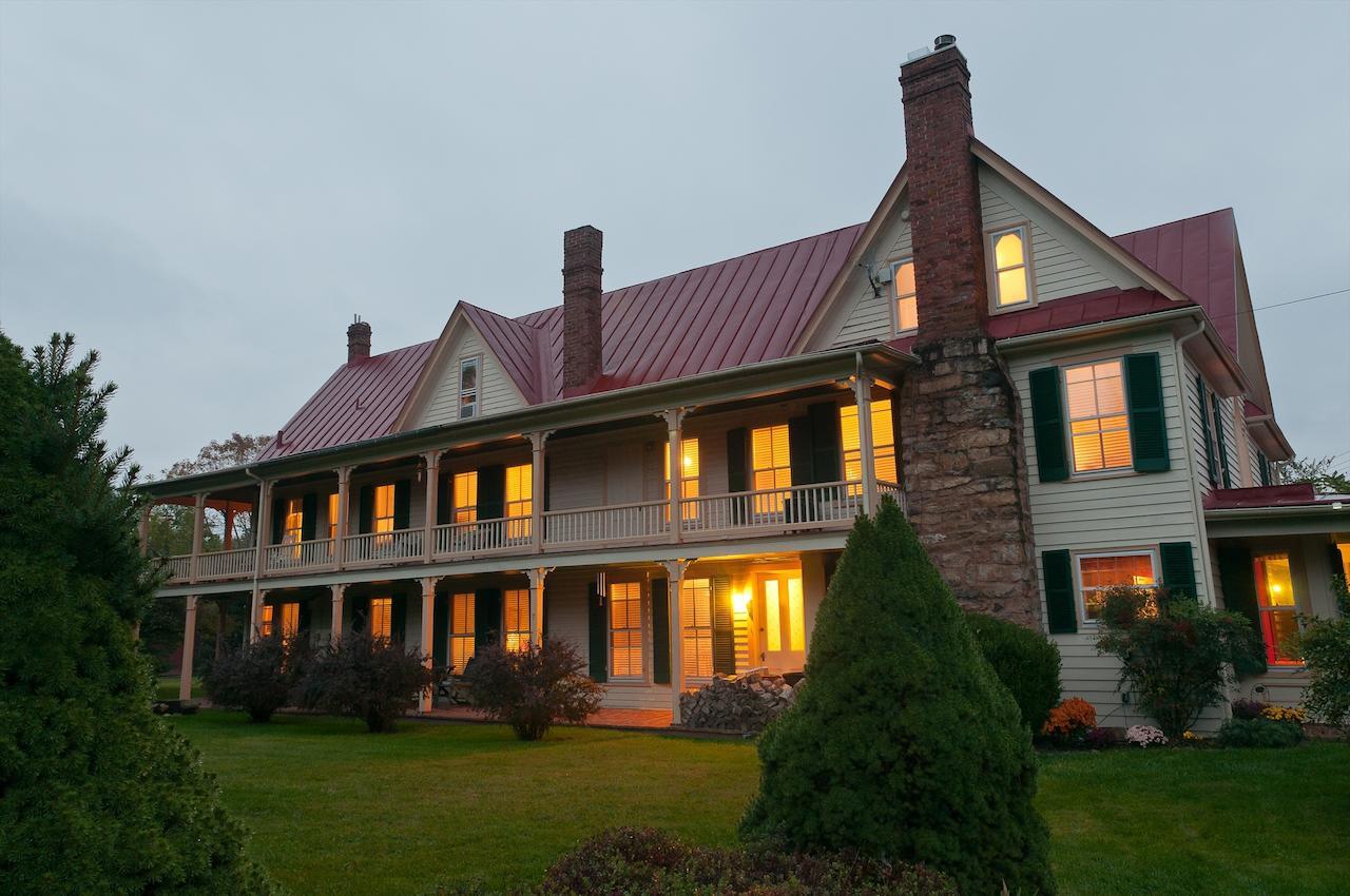 Hummingbird Inn Goshen Екстериор снимка