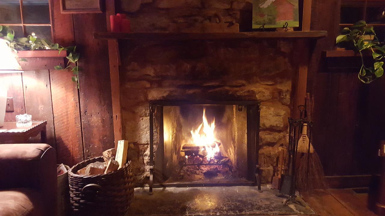 Hummingbird Inn Goshen Екстериор снимка