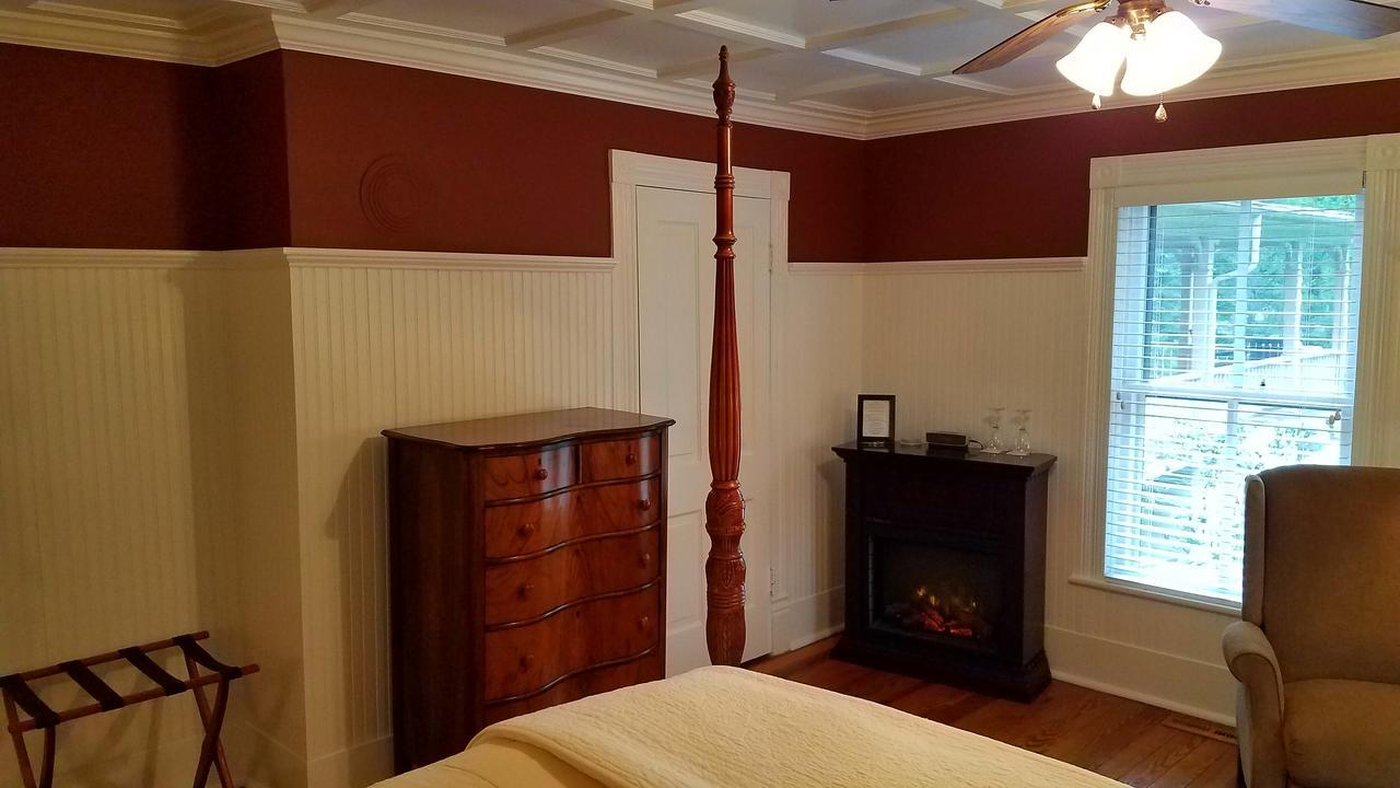 Hummingbird Inn Goshen Екстериор снимка